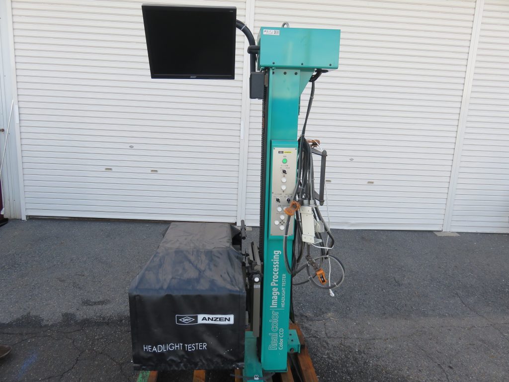 HLI-215 安全自動車 画像処理式ヘッドライトテスターの画像